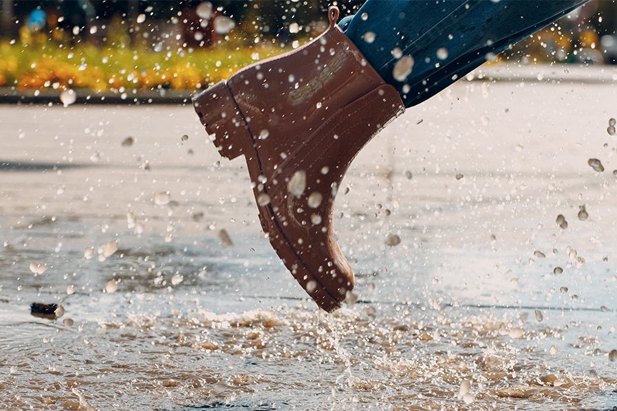 革靴は雨や湿気に注意